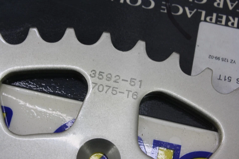 99-00 YAMAHA WR400F & 99-02 YZ426F АЛЮМИНИЕВАЯ ЗАДНЯЯ ЗВЕЗДОЧКА 520 51T SUNSTAR - Изображение 4 из 4