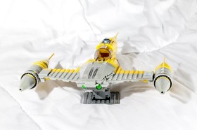 LEGO 75092 Naboo Starfighter - Ship Only w/ stand (No Box/Manual, Incl R2D2)