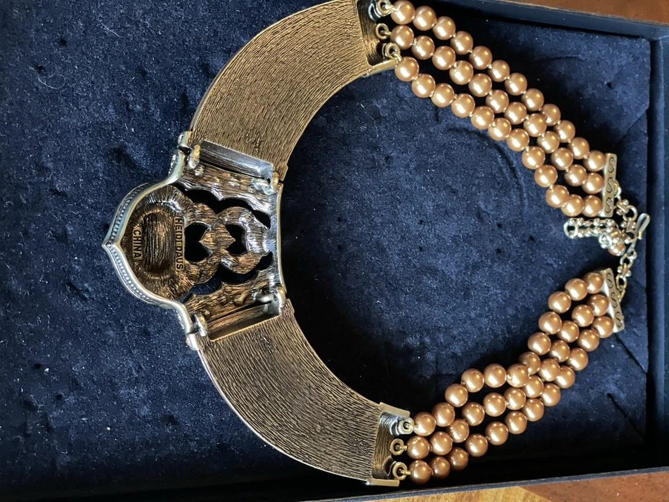 Collar Gargantilla Babero De Colección HEIDI DAUS Signature Acento Perlas Imitadas Topacio Naranja Foto 3 de 4