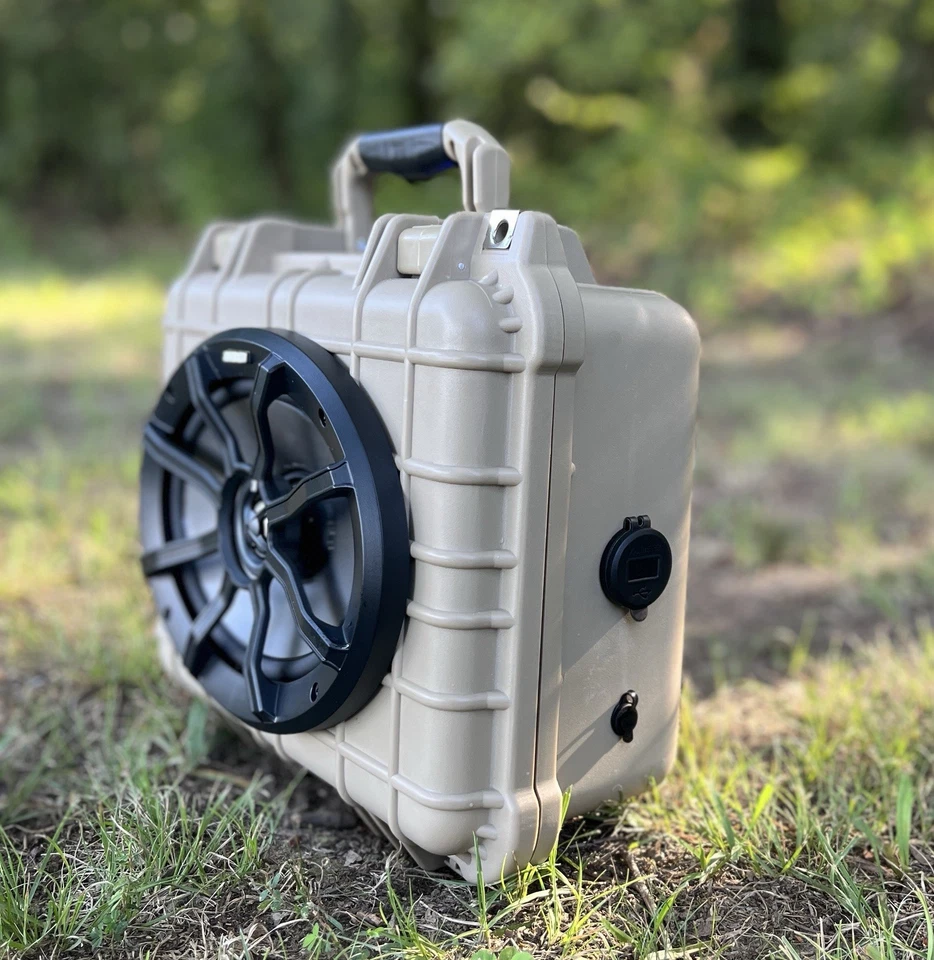 Altavoz Bluetooth Kicker Boombox Estéreo Personalizado Simpli - Negro, Tostado o Naranja Foto 4 de 4