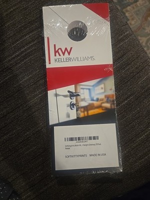 Keller Williams Hangers ''Doorway'' 50 Count