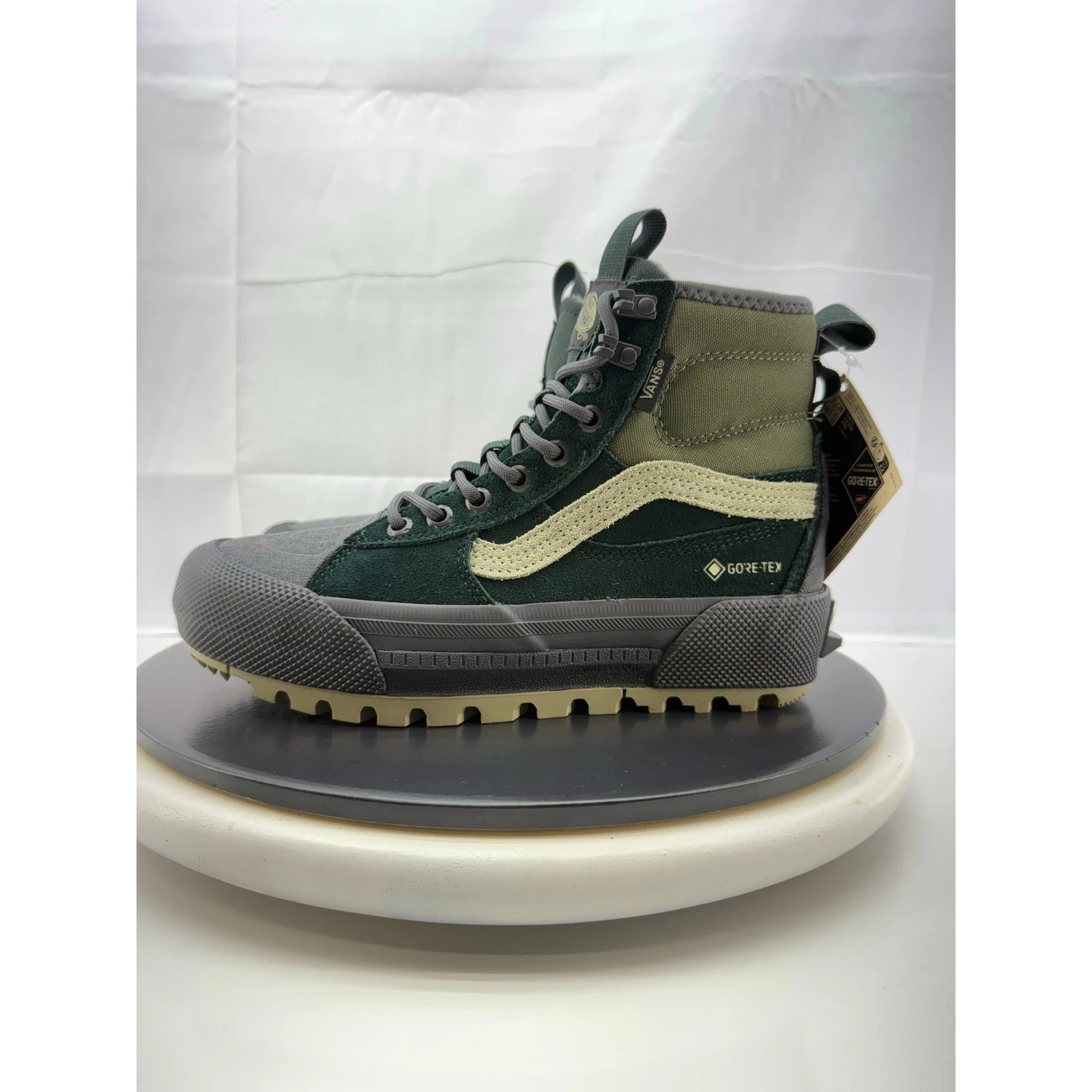 Vans MTE Sk8-Hi GORE-TEX Womens Sz 6.5 Scarab Grape Leaf Waterproof Hiking Boots