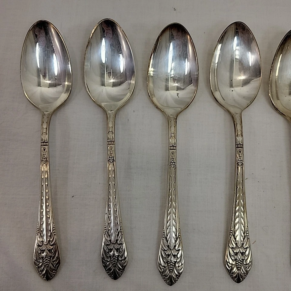 Six 1847 Rogers Bros IS Plateado Patrón Marquesa Lugar Cuchara 7 3/8" Foto 3 de 4