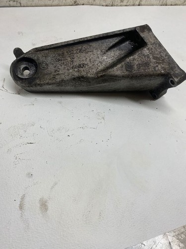 BMW X3 E83 2008 Diesel 110kW Halterung Lager Motor 13807410 DTS4710