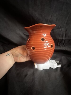 Scentsy Wax Warmer Ceramic Full Size Plug In Red/orange No BULB