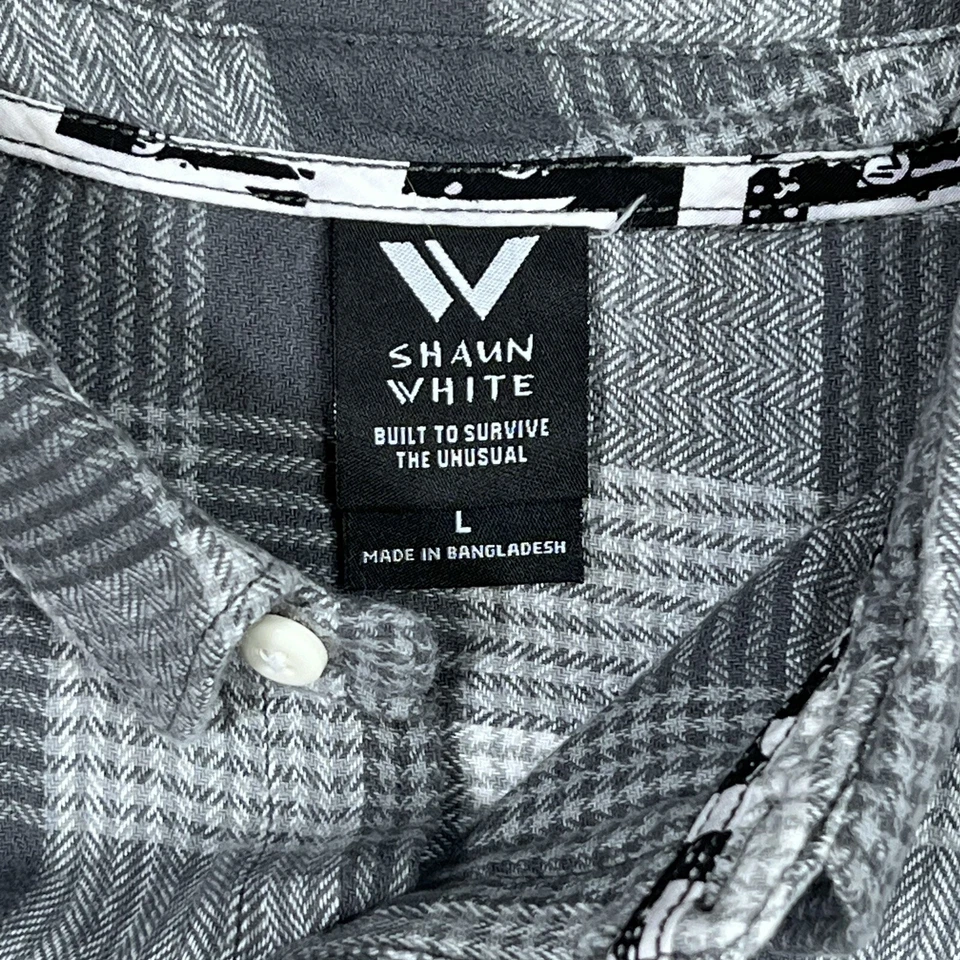 Lot of 2 Long Sleeve Button Up Plaid Shirts Boys Size YL Large Shaun White     U - Image 4 of 4