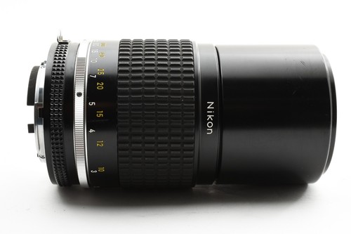 【Exc+5】Nikon MF Ai-s 200mm f/4 telephoto lens from Japan - Picture 9 of 12