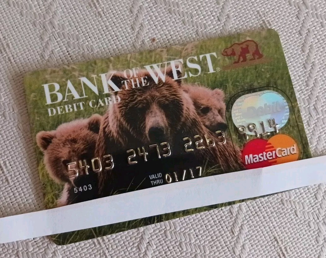 3 BROWN BEARS Bank of the West Debit Master Card~EXPIRED~Free Ship~Collectible