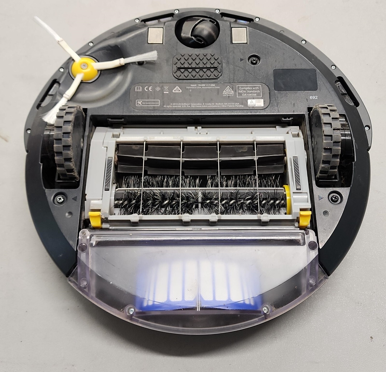 Roomba 692 Robotic Vacuum eBay