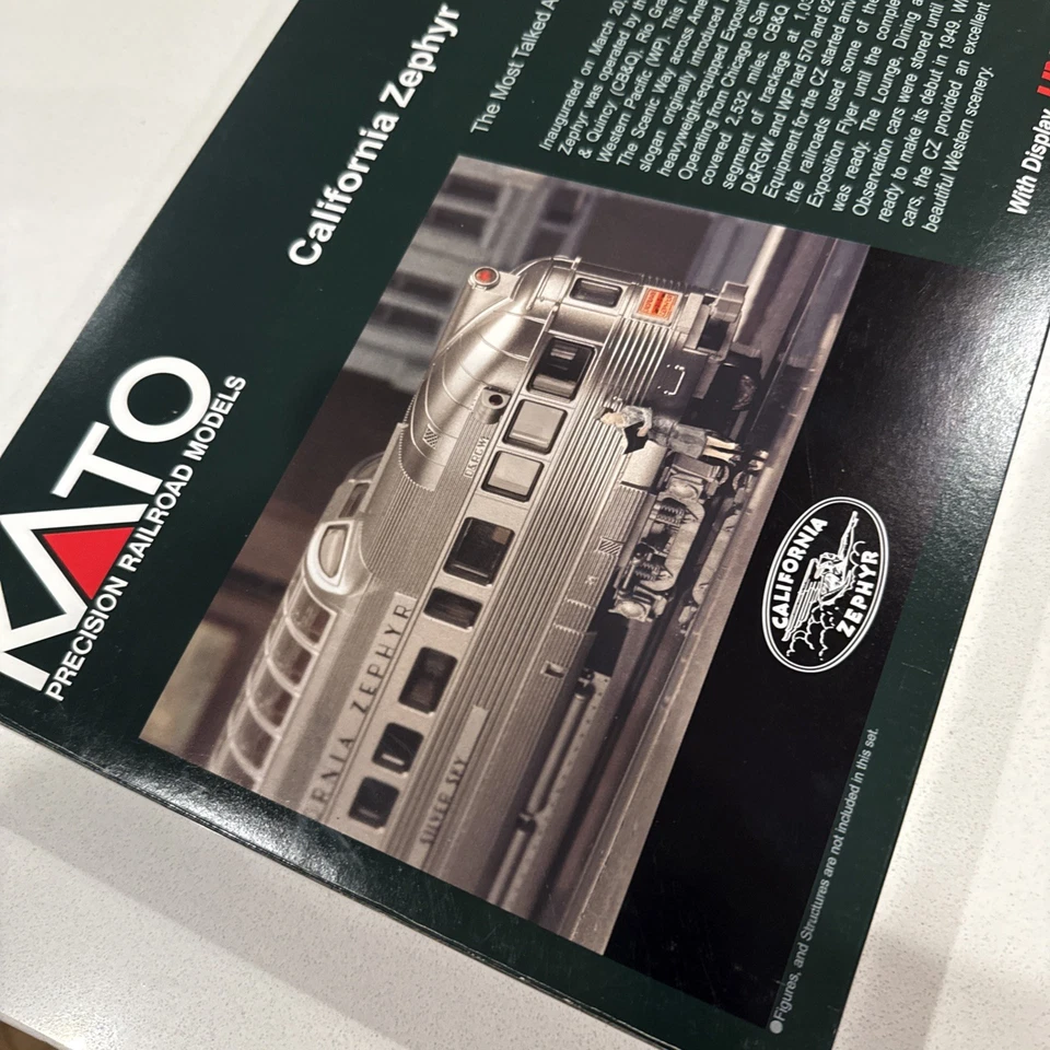 Kato 106-055 N Scale California Zephyr 11 Car Set With Display Unitrack - NIB - Image 2 of 4