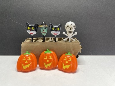 Vintage Halloween Cake Cupcake Picks Rings Cat Witch Jack o Lantern Skull