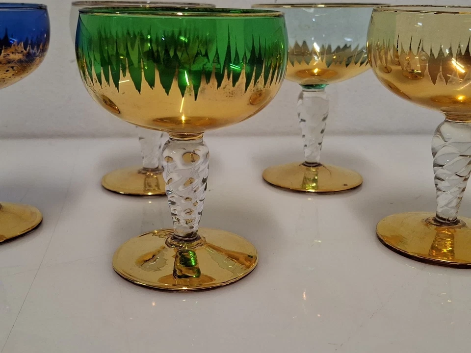5 Coppe Bicchieri Vetro Cristallo Colorato Rifiniture Oro Vintage  - Immagine 3 di 4
