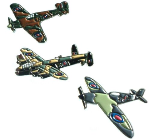 WW2 RAF Spitfire Hurricane & Lancaster Military Aircraft Metal Enamel Badge Set - Picture 1 of 8