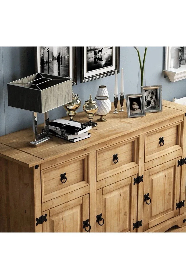 Aparador de madera con 3 puertas y 3 cajones 179,99 € Foto 4 de 4