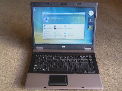 HP Compaq 6730B Core 2 Duo 2,4Ghz, 4GB RAM, 160GB HDD, Vista Business Webcam