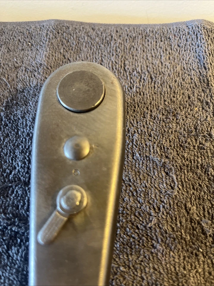 Vtg 1940's Blackhawk 49977 1/2" Dr Ratchet 18 Teeth Gear & Lock On Drive Stud - Image 2 of 4