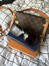 Louis Vuitton Monogram Shoulder Bag Gold Hardware Adjustable Strap Brand Card