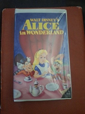 Vhs: Alice In Wonder Land 036