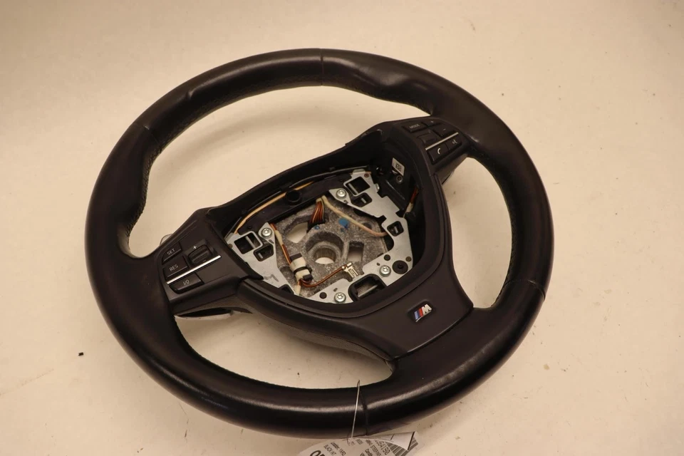 2011-2014 BMW 535I F10 M ПАКЕТ РУЛЕВОЕ КОЛЕСО ЧЕРНЫЙ С ПЕРЕКЛЮЧАТЕЛЕМ ВЕСЛА OEM - Изображение 2 из 4