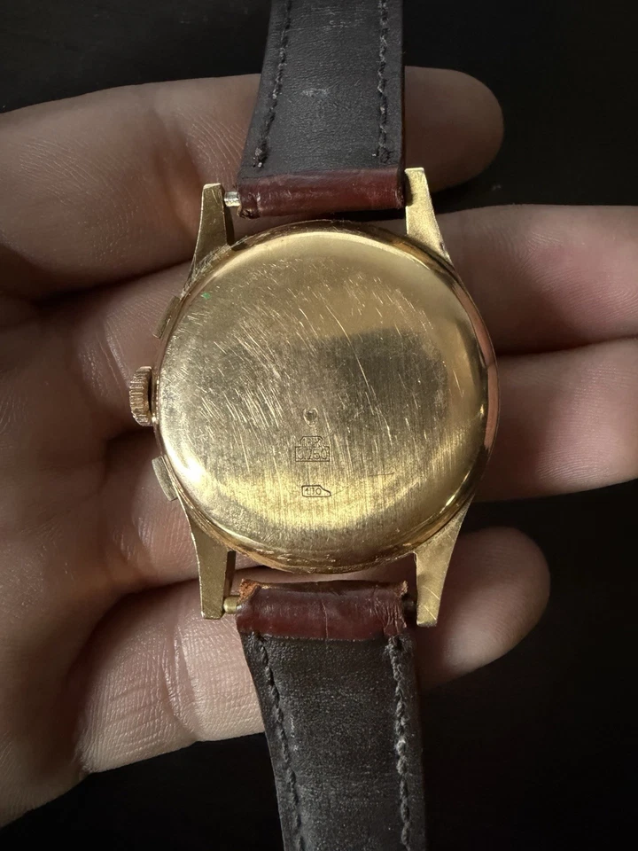 Vintage Chronographe Suisse Antimagnetic 17 Jewels 18K Gold Men's - Image 4 of 4