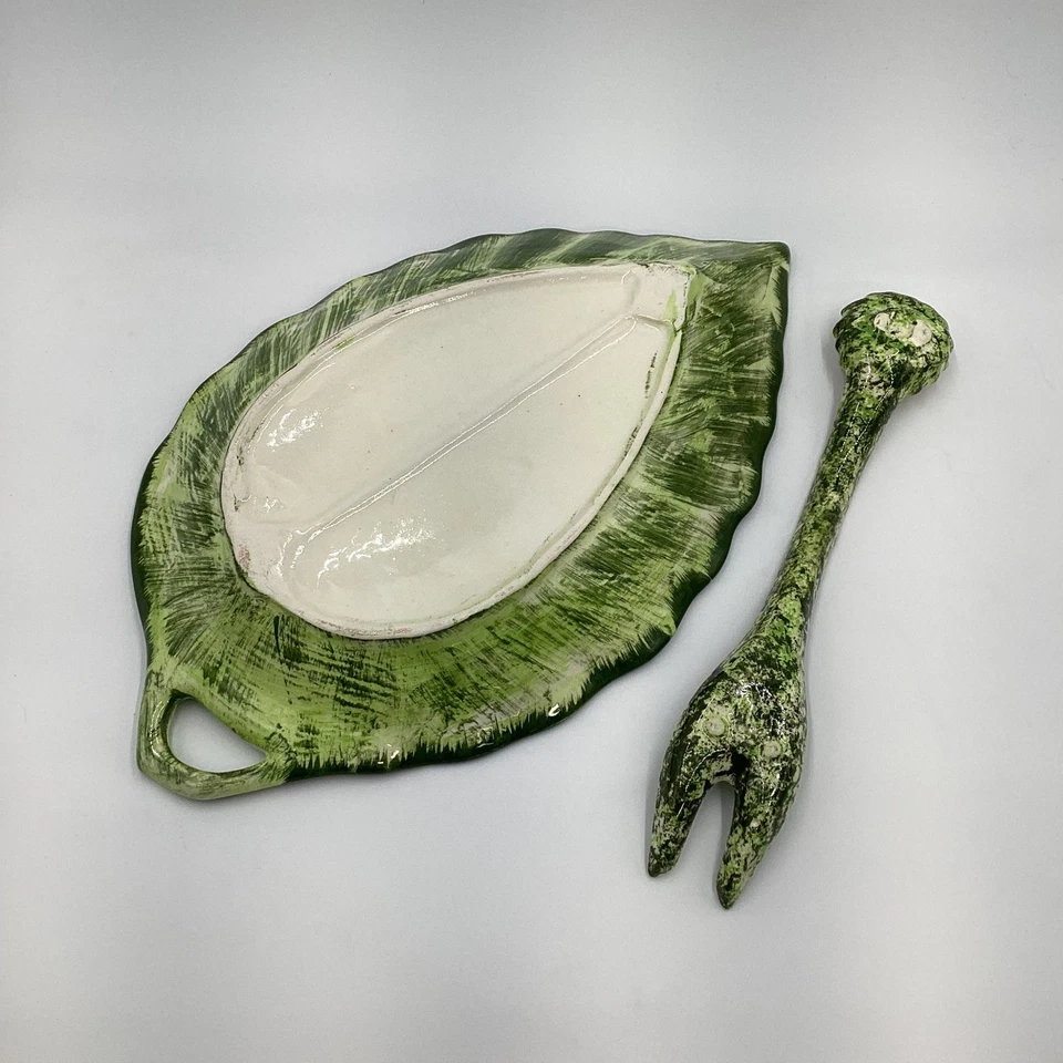 Juego de aperitivos vintage de hojas de cerámica con tenedor de margarita Foto 2 de 4