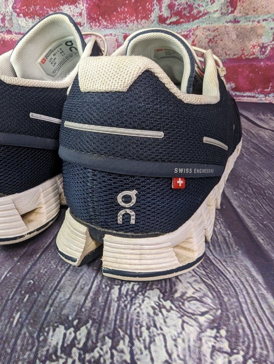 On Cloud 5 Running Shoes Mens Size 11.5 46 Navy Blue White  display picture 1