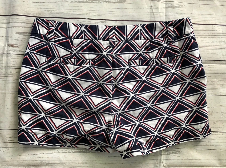 Shorts chino feminino Merona azul marinho e branco estampa geométrica - Tamanho 4 - Imagem 3 de 3