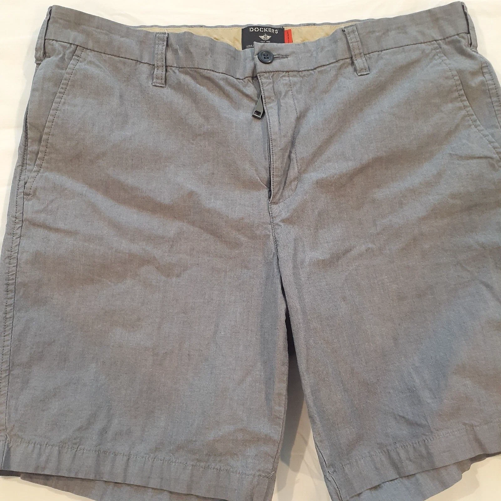 Short chino homme Dockers 38 gris Supreme Flex