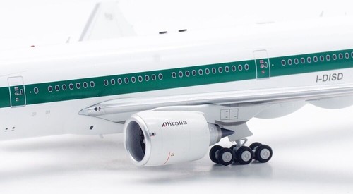 InFlight 1/200 IF772AZ1223, Boeing 777-200ER Alitalia I-DISD - Foto 8 di 15