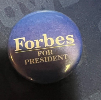 STEVE FORBES----- PRESIDENT---2000----1 1/2'' PINBACK