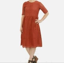 Tea n Rose Anya Dress Size Large. Short Sleeve. EUC