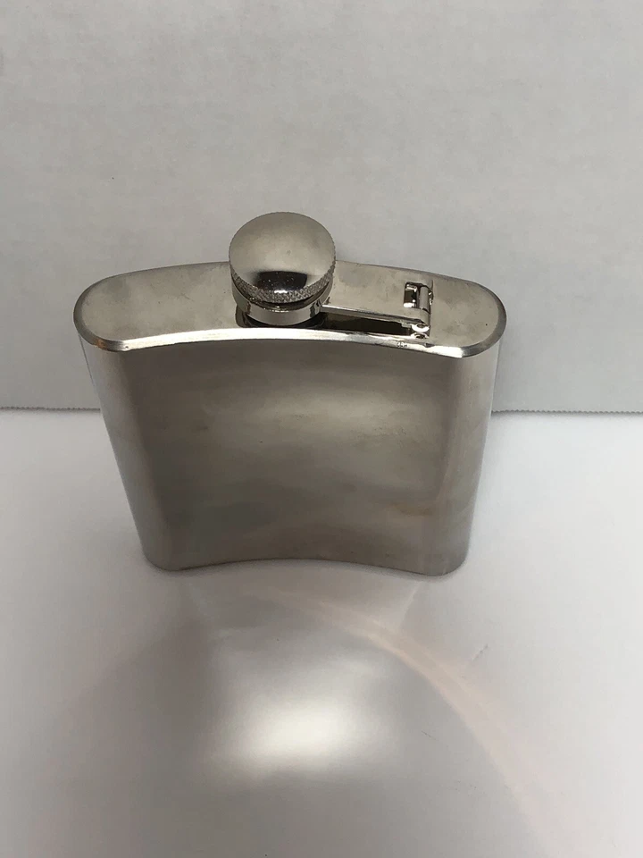 Frasco de cadera de acero inoxidable, 6 oz. Tapa roscada con estuche de transporte de cadera de nailon Foto 3 de 4