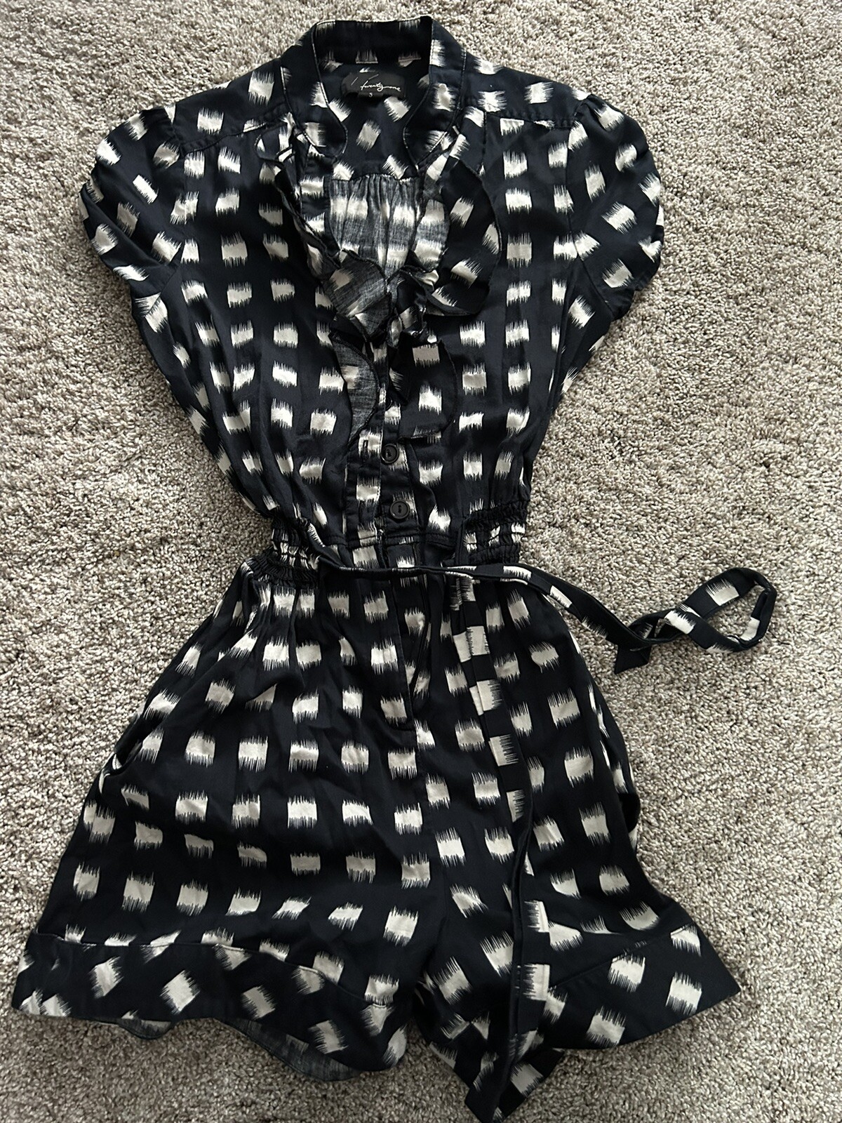 Patterned Romper Women’s Size Small - image 1