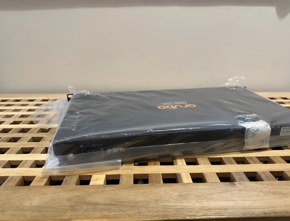 HPE Aruba CX 6100 48 Port gigabit & 4x 10GbE SFP+ Managed Ethernet Switch JL676A - Image 4 of 4