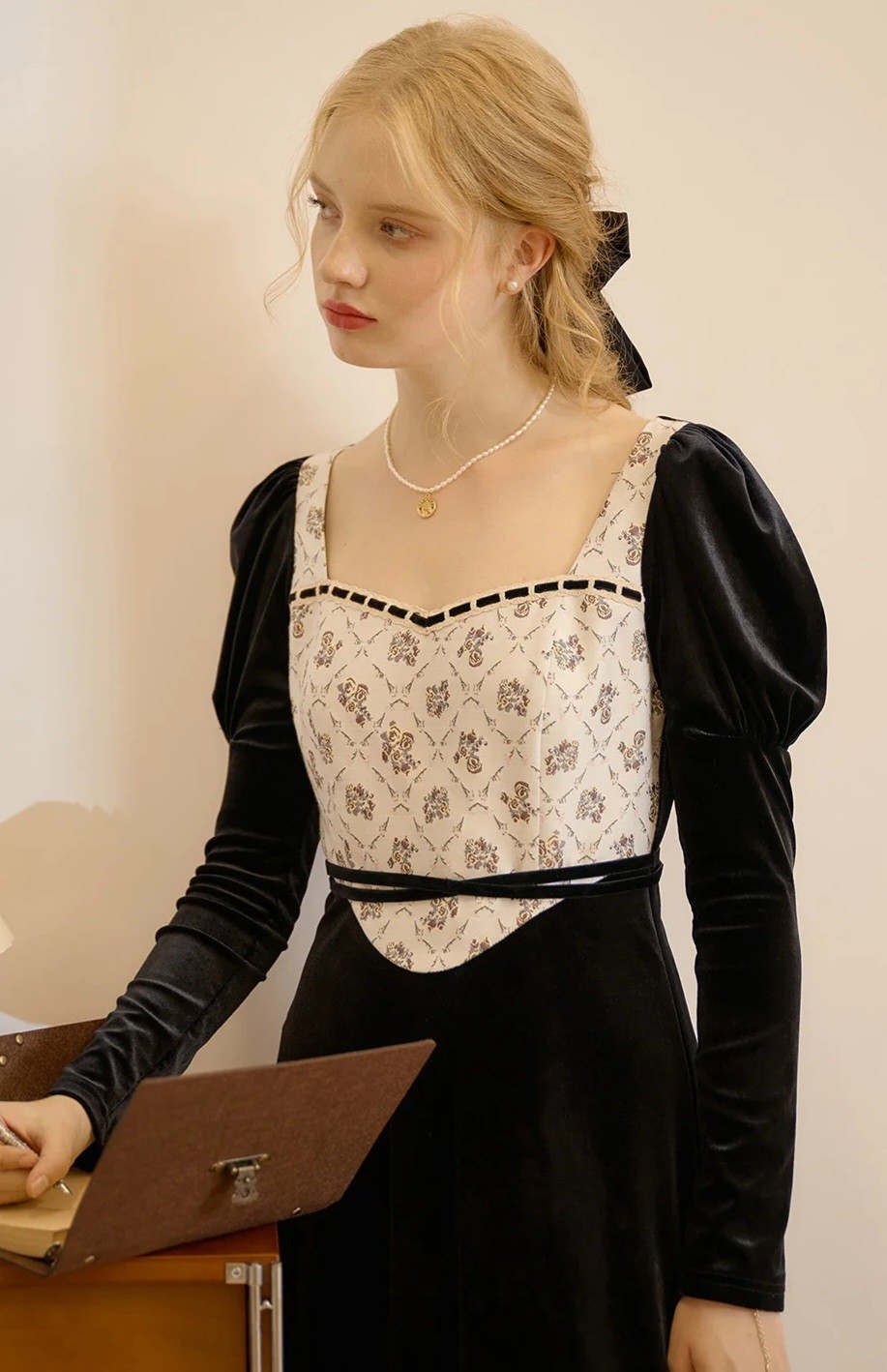 Simple Retro Eliza Square Neck Patchwork Puff Sle… - image 2