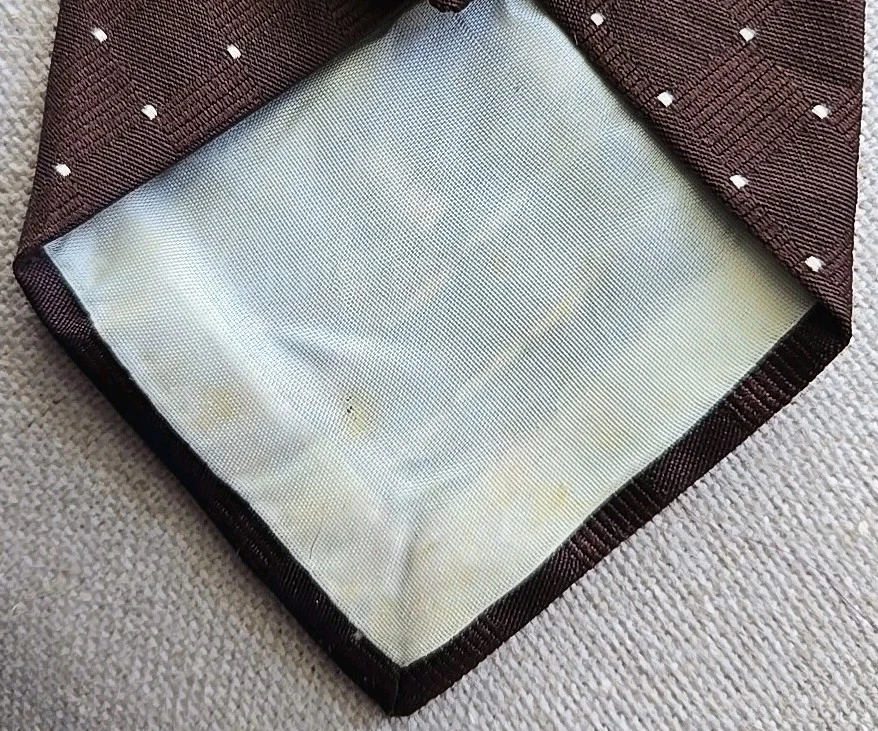 Corbata de seda poliéster punteada marrón christian dior de colección para hombre oficina, trabajo, estilo Foto 3 de 4