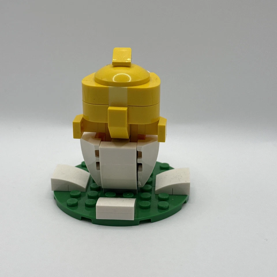 LEGO 30579 Easter Chick Egg, photo 3 of 4