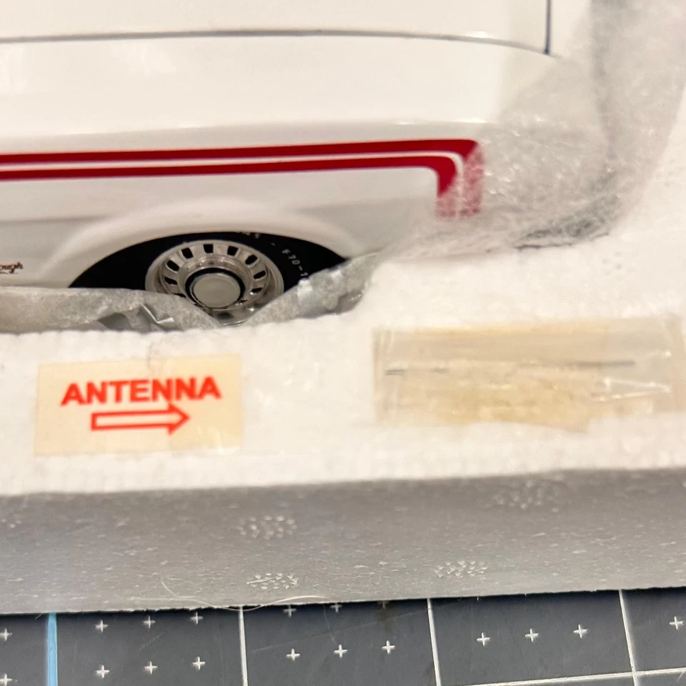 GMP 1/24 1969 Mercury Cyclone Cale Yarborough Special Foto 4 de 4