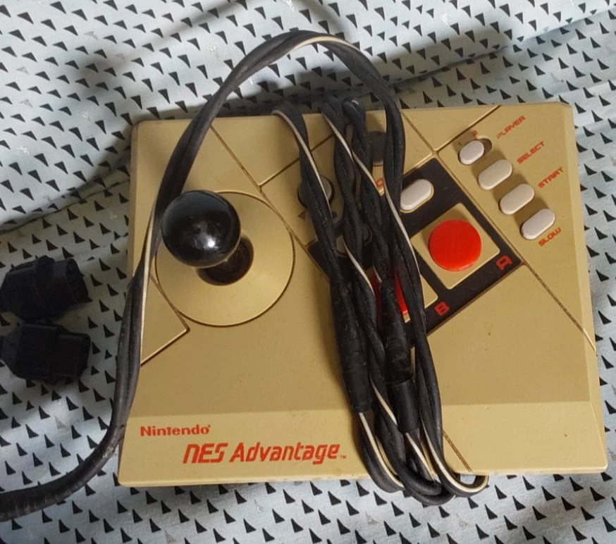 Original NES Nintendo Entertainment System -NOT TESTED - Image 2 of 4