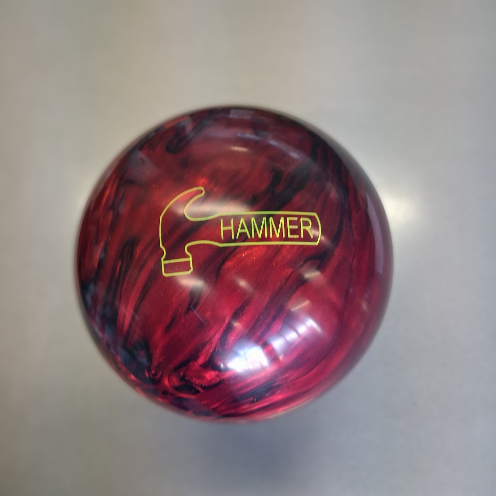 Hammer Black Widow 2.0 Hybrid  bowling ball 13 LB    new in box    #101