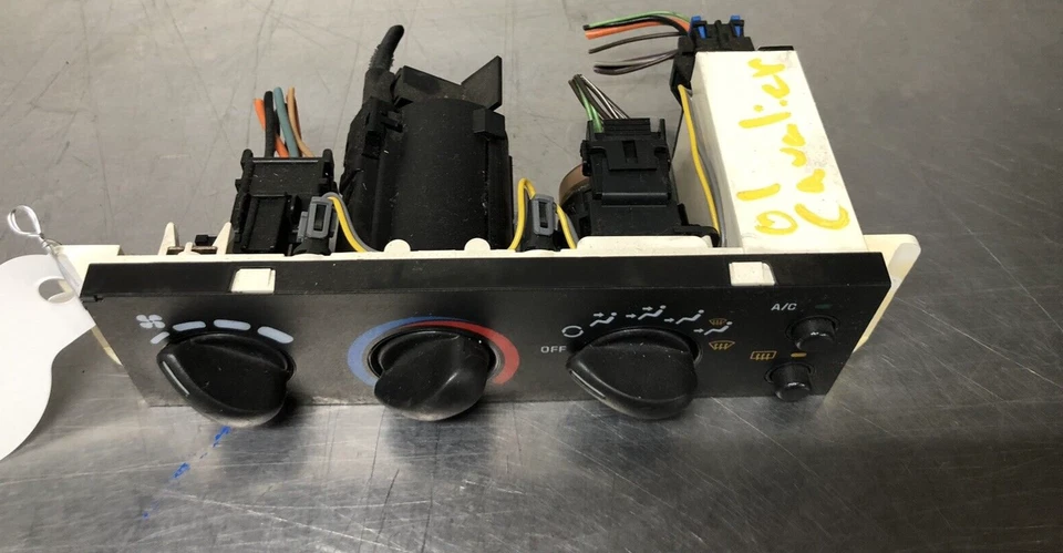 Chevrolet Cavalier 2000-2002 calefacción aire acondicionado temperatura climatización climatización Foto 2 de 4