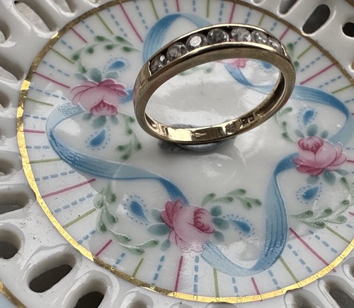 Vintage 9ct Gold Ring CZ Cubic Zirconia Size UK M - Picture 12 of 23