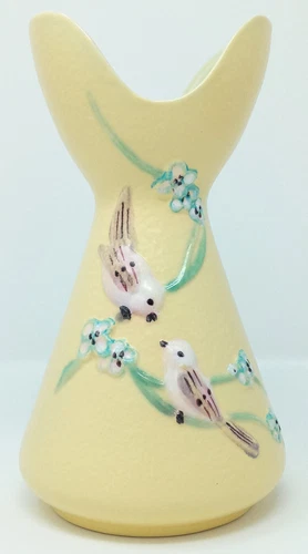 Hull Pottery 8.5" Vase S6 1957 Yellow Serenade w/ Birds baby blue interior MCM