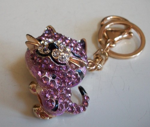 Para mujeres o niñas Genial Diamantes de imitación GATO Animal Moda Informal Clip en Llavero - Imagen 3 de 5
