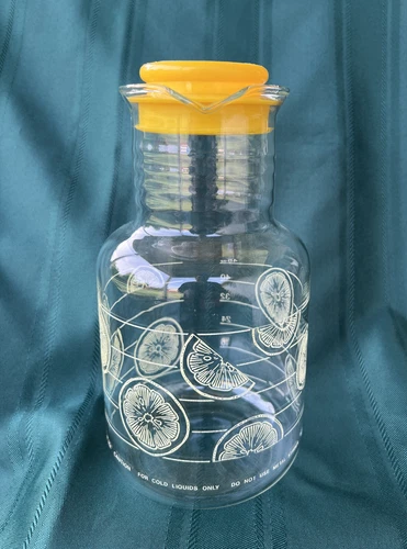 Vintage Lemonade Pitcher Pyrex 2 Qt 7520 Lemon Slices Glass Juice Carafe USA