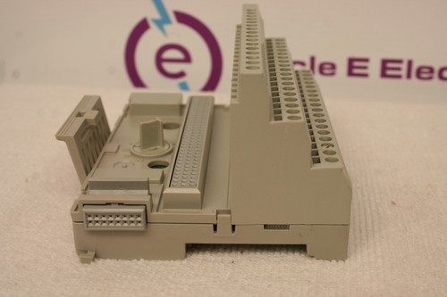 Base de E/S flexible Allen Bradley 1794-TB3 **XLNT** 1794 TB3 - Imagen 9 de 11