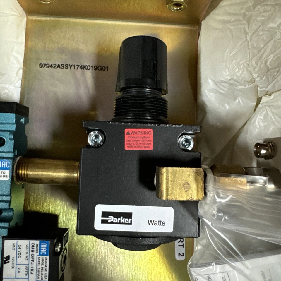 MAC - 52A-11-B0A-DM-DFFJ-1KJ - DMB-DFFJ-1KJ - SUNX DP100 - 24VDC - 20-120PSI NEW - Image 3 of 4