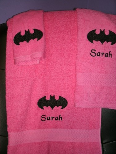 Batman Personalized 3 Piece Bath Towel Set Super Hero Batman Logo ANY Color - Picture 4 of 11
