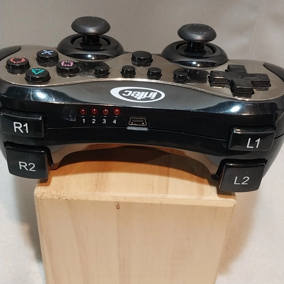 Intec Turbo Shock lll Wireless Controller Playstation 3 (Ps3) Parts Only - Image 3 of 4