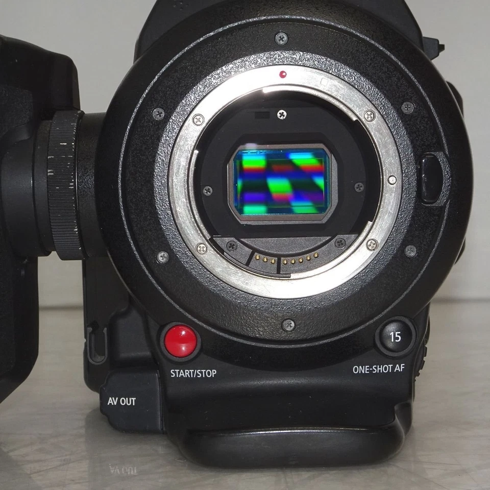 Canon C100 Mark II MK2 MKII Cinema EOS Digital Cinema Camera 1896h W/ Lens USED - Image 4 of 4